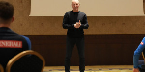 Beitragsbild des Blogbeitrags Was Ralph Krueger an Austria gefällt: „Selten so eine charakterlich starke Truppe erlebt!“