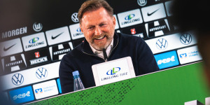 Beitragsbild des Blogbeitrags Entspannter Hasenhüttl auf Revival-Tour:  Sein Art von Fußball hat sich durch die Premier League geändert 