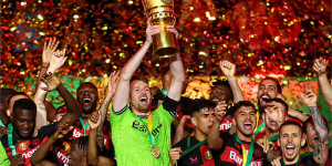 Beitragsbild des Blogbeitrags Überraschung Manchester United, Double für Leverkusen