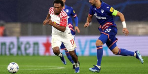 Beitragsbild des Blogbeitrags Dragovic ist das neue Austria-Trikot schon gewohnt
