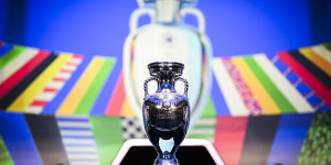 Beitragsbild des Blogbeitrags Harry Kane ist sein erster Titel 100 Nadeln pro Tag wert