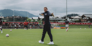 Beitragsbild des Blogbeitrags Ein „Heimspiel“ für den neuen Trainer: Salzburg gegen Twente Enschede