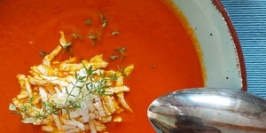 Beitragsbild des Blogbeitrags Ofengeröstete-Paprika & Tomaten-Suppe