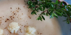 Beitragsbild des Blogbeitrags Karfiolcremesuppe 