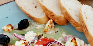 Beitragsbild des Blogbeitrags Griechisches Ofengemüse mit Feta