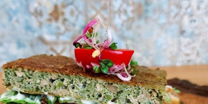 Beitragsbild des Blogbeitrags 2erlei vom Brokkoli: Brot und Suppe
