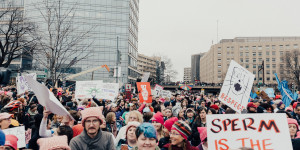 Beitragsbild des Blogbeitrags Positive Diskriminierung: Die Waffe der politisch KorrektInnen 