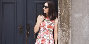Beitragsbild des Blogbeitrags One Trend – Different Styles: Sommerkleider mit Print 