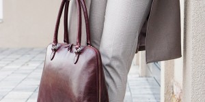 Beitragsbild des Blogbeitrags Winter Neutrals: Ein klassisches Outfit mit meiner Maxwell Scott Tasche