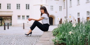 Beitragsbild des Blogbeitrags Wie ich eine Paperbag Hose mit hoher Taille beim Universum bestellte