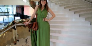 Beitragsbild des Blogbeitrags Outfit: Langes Sommerkleid in Grün 