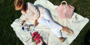 Beitragsbild des Blogbeitrags Outfit: Rosa-Weißes Picknick im Grünen 