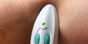 Beitragsbild des Blogbeitrags Elektronischer Stichheiler von bite-away – mein Pick der Woche KW25