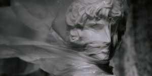 Beitragsbild des Blogbeitrags How do we stop drowning in plastic when our lives depend on it?