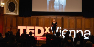Beitragsbild des Blogbeitrags Visualize, feel, act – Interview with Annemarie Lombard-Puntschart at TEDXVienna 2020
