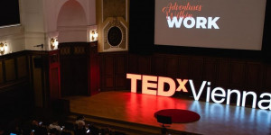 Beitragsbild des Blogbeitrags Recap:TEDxVienna Adventures Within Work- unusual times call for inspiring events 