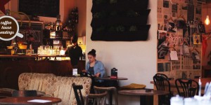 Beitragsbild des Blogbeitrags Coffee House Readings #6: How to win friends and influence people