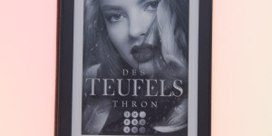 Beitragsbild des Blogbeitrags [Rezension] Sandra Binder „Des Teufels Thron“ Teil 3-3 