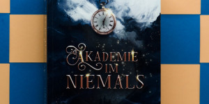 Beitragsbild des Blogbeitrags [Rezension] Catherine Snow „Akademie im Niemals“ 