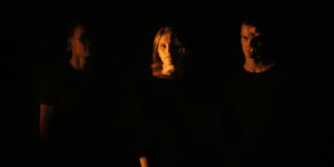 Beitragsbild des Blogbeitrags A Dark Synth-Pop Trio from Norway that Shines Bright: ‘Remains Unsaid by The Holy Mountain 