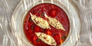 Beitragsbild des Blogbeitrags Sardische Teigtaschen Culurgiones mit Tomatensoße 
