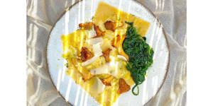 Beitragsbild des Blogbeitrags Ravioli mit Eierschwammerl-Ricotta Füllung