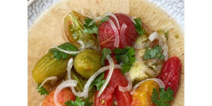 Beitragsbild des Blogbeitrags Ceviche von geschälten Tomatenraritäten