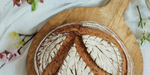 Beitragsbild des Blogbeitrags Kürbiskernbrot