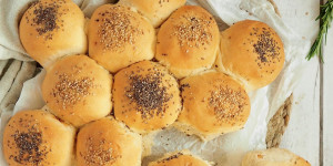 Beitragsbild des Blogbeitrags Gefülltes Partybrot