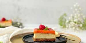 Beitragsbild des Blogbeitrags Cheesecake mit Frucht-Topping 