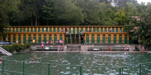 Beitragsbild des Blogbeitrags Fischauer Thermalbad