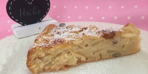 Beitragsbild des Blogbeitrags Saftiger Apfelkuchen mit Apfelstücken