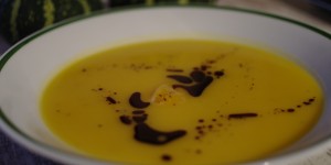 Beitragsbild des Blogbeitrags Kürbiscremesuppe