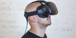 Beitragsbild des Blogbeitrags Die Virtual Reality Brille lässt Realität und Phantasie verschmelzen