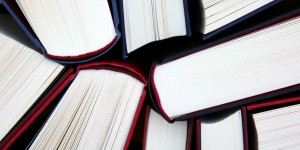 Beitragsbild des Blogbeitrags Mehr Bücher lesen trotz Vollzeitjob – so geht’s 