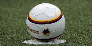Beitragsbild des Blogbeitrags Die Bundesliga rollt wieder: Diese Fußball-Apps sind fürs Tablet zu empfehlen