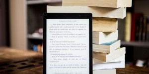 Beitragsbild des Blogbeitrags Die passende Beleuchtung für das Lesen von E-Books