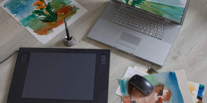 Beitragsbild des Blogbeitrags E-Learning? Mit dem Grafiktablett wird der Unterricht ein echter Erfolg