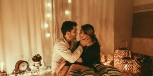 Beitragsbild des Blogbeitrags Wie du durch die sexuelle Lustlosigkeit zu einem verbesserten Liebesleben gelangst
