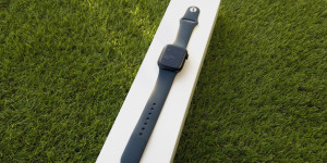Beitragsbild des Blogbeitrags Apple Watch Series 8 könnte mit Fiebererkennung kommen 