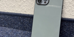 Beitragsbild des Blogbeitrags Nomad Sport Case im Test: Das iPhone-Case mit NFC-Tag 