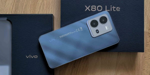 Beitragsbild des Blogbeitrags Vivo X80 Lite im Test: Unboxing und Ersteindruck 