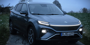 Beitragsbild des Blogbeitrags MG Marvel R Performance im Test: Luxus mit viel Platz?