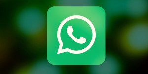 Beitragsbild des Blogbeitrags WhatsApp down: Medien senden und empfangen aktuell gestört