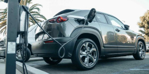Beitragsbild des Blogbeitrags ePrämie: Neuer Zuschuss für E-Fahrer in Österreich