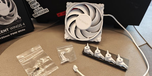 Beitragsbild des Blogbeitrags be quiet! Silent Wings 4 White im Test: Extrem leise und hochwertig