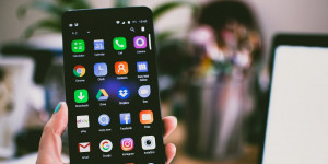 Beitragsbild des Blogbeitrags Gratis Smartphone – wirklich gratis?