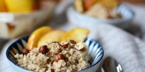 Beitragsbild des Blogbeitrags Rezept: Porridge mit Zimt-Äpfeln 