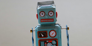 Beitragsbild des Blogbeitrags How AI is shaping the cybersecurity arms race
