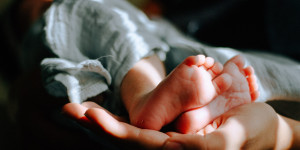 Beitragsbild des Blogbeitrags Babynamen: Das waren die Trends 2021 